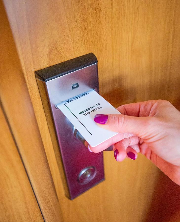 Hotel Dana Сату-Маре Экстерьер фото